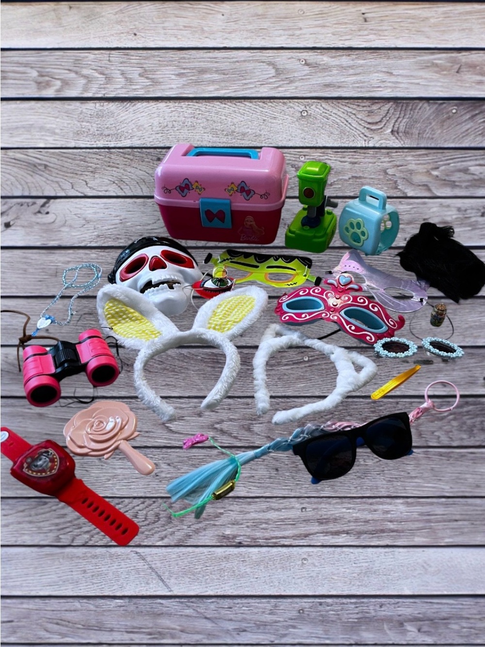 Kids Dress-Up Accessory Set - Masks, jewelry case, binoculars etc